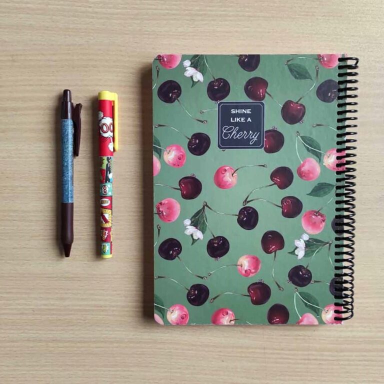 دفتر خط دار گیلاس سبز