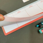 دفتر برنامه ریزی رومیزی هفتگی قرمز 7